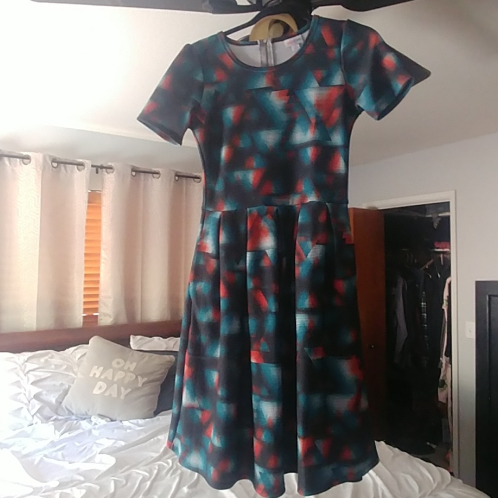 LuLaRoe Amelia dress in S, NWOT